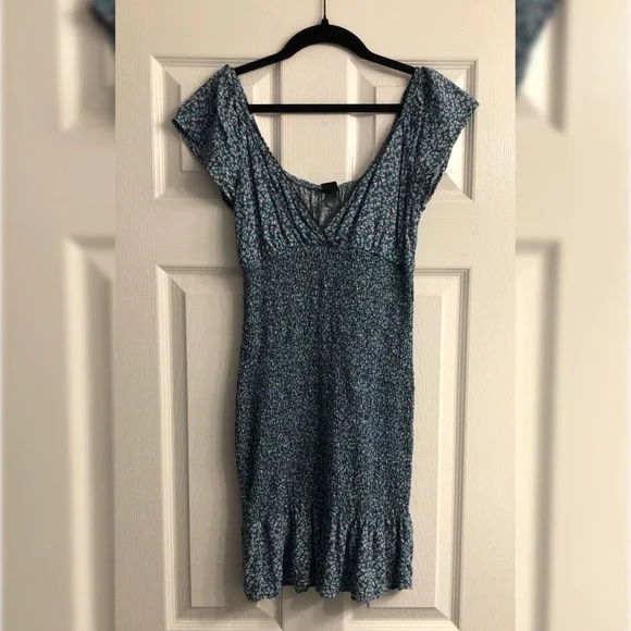 wild fable blue floral dress Wild Fable Women's Floral Print Sleeveless Button Dress – Biggybargains main image 1